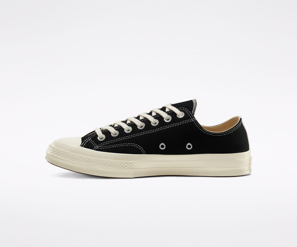 Converse Chuck x Comme des Garçons Play Black Low - Gambar 2
