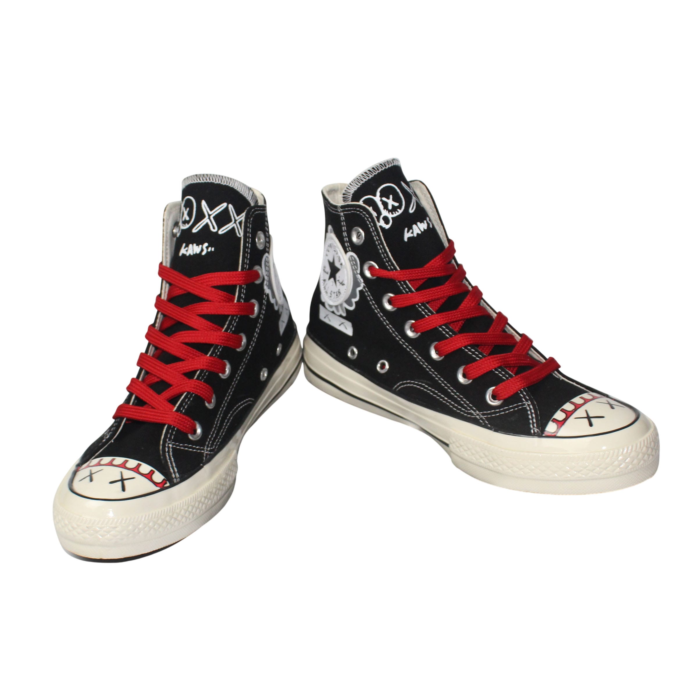 Converse Chuck Taylor x Kaws V2 - Gambar 4